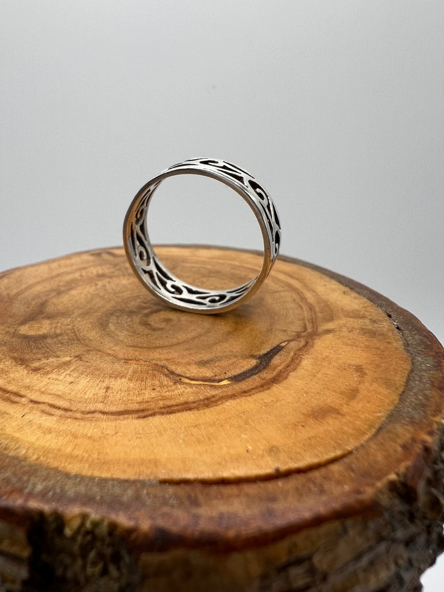 Sterling Silver Cutout Band - Size 7