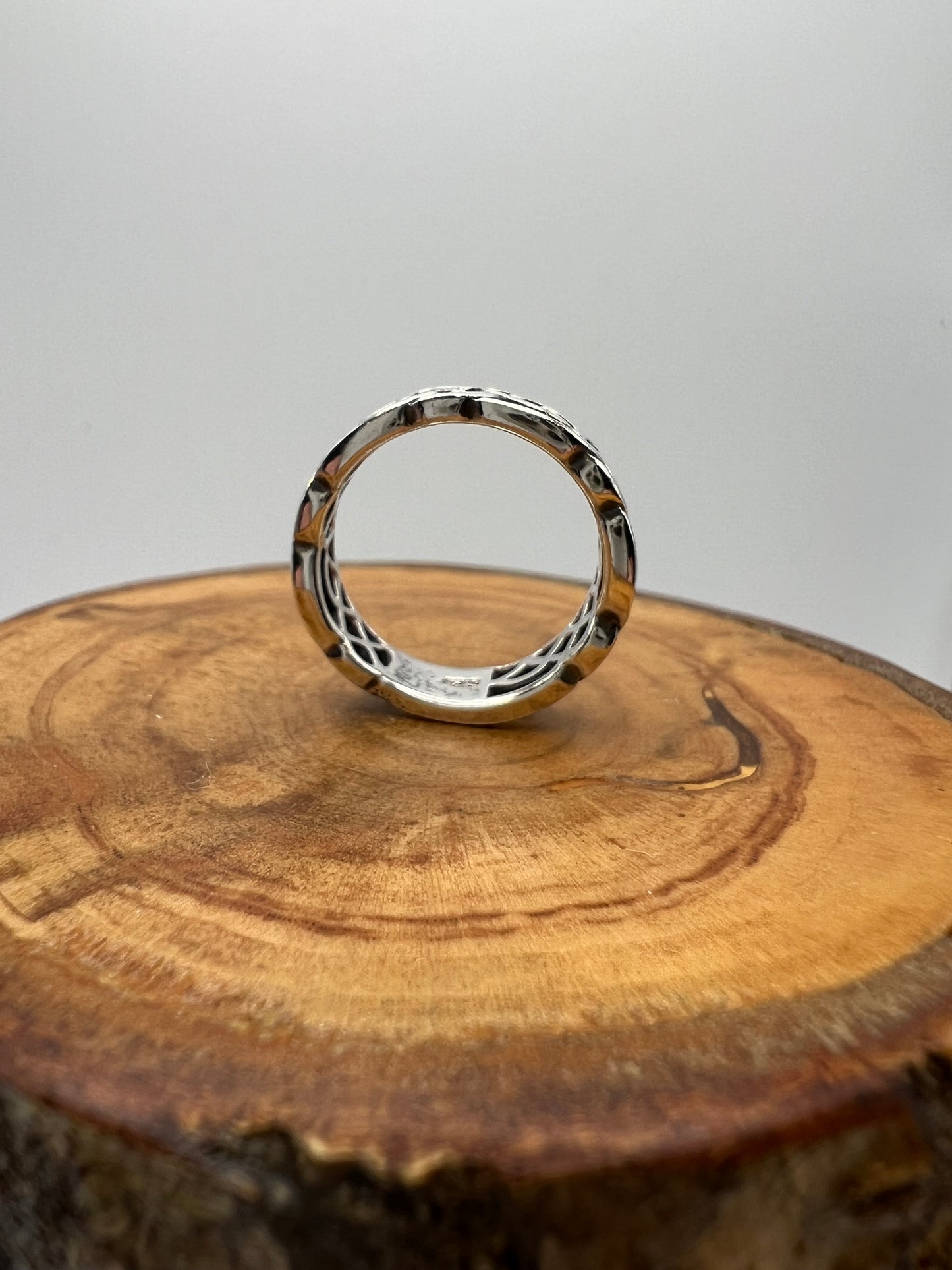 Celtic Knot Design Cut Out Style Sterling Silver Ring - Size 6
