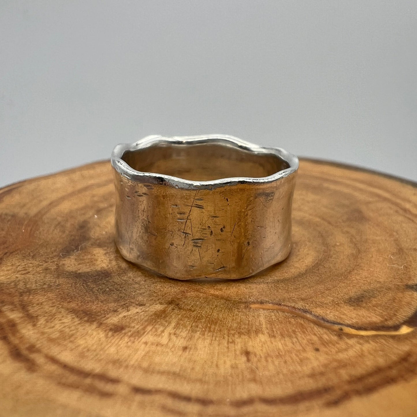 Scalloped Edge Concave Design Sterling Silver Ring - Size 5.25