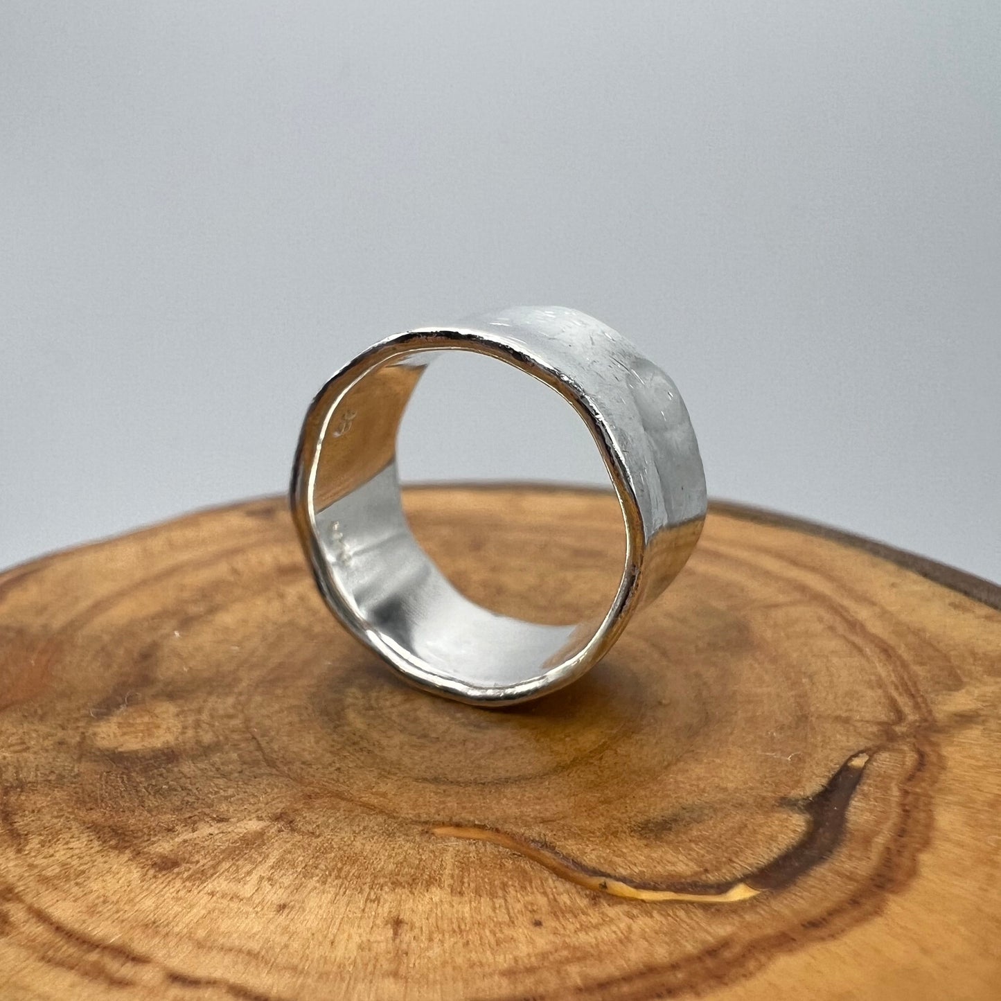 Scalloped Edge Concave Design Sterling Silver Ring - Size 5.25