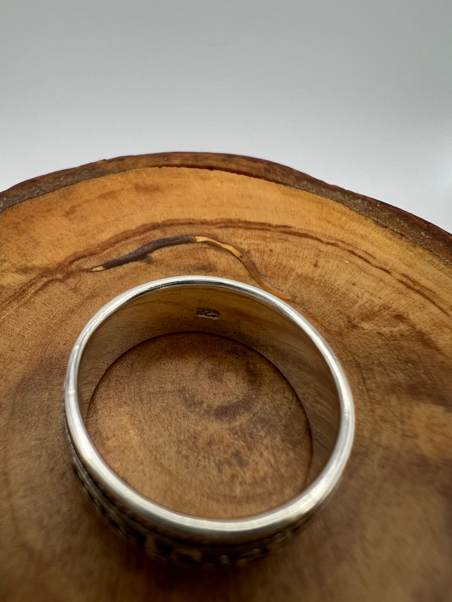 Sterling Silver Scrollwork Design Ring - Size 6.75