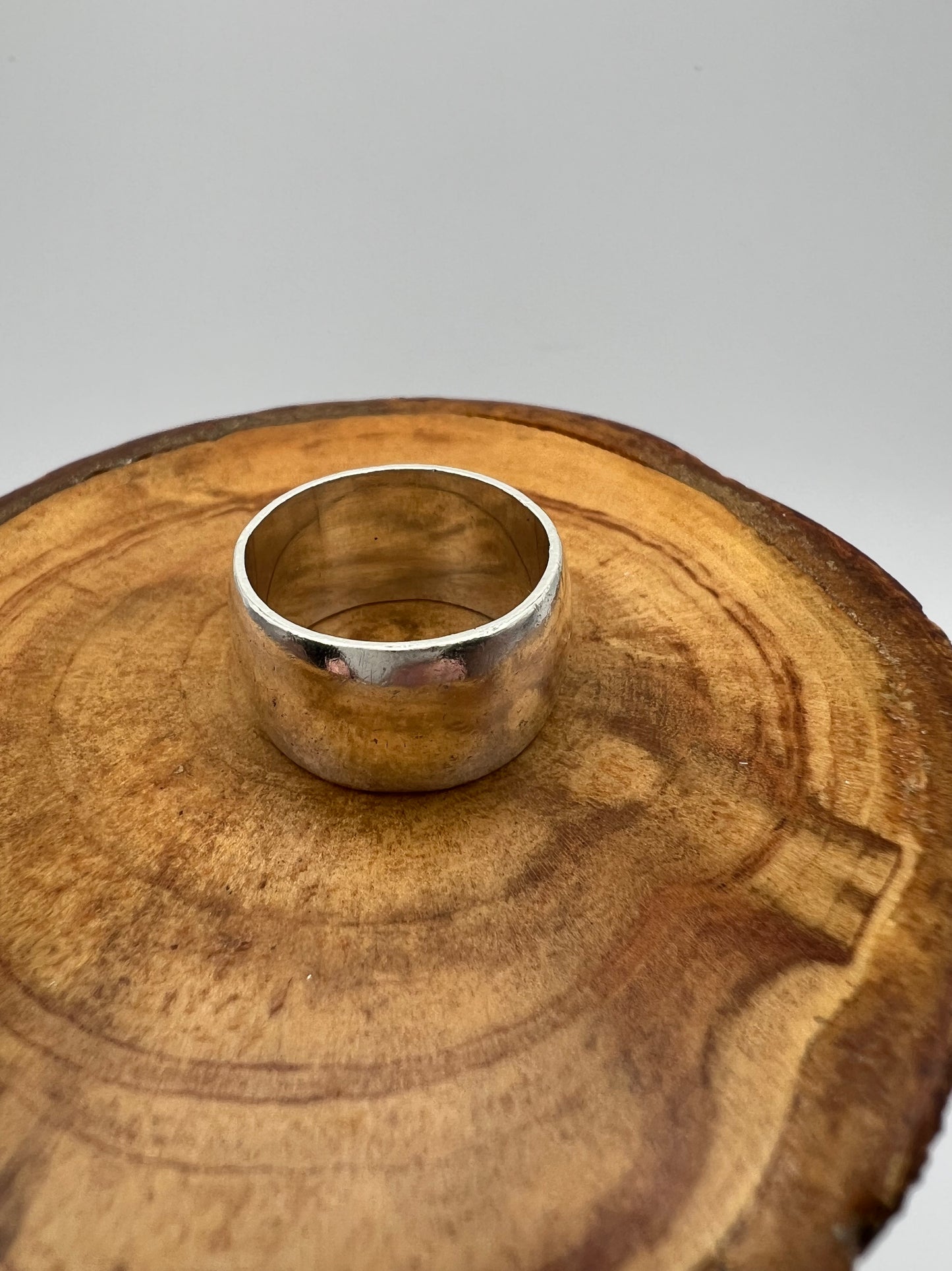 Wide band Sterling Silver Ring - Size 5