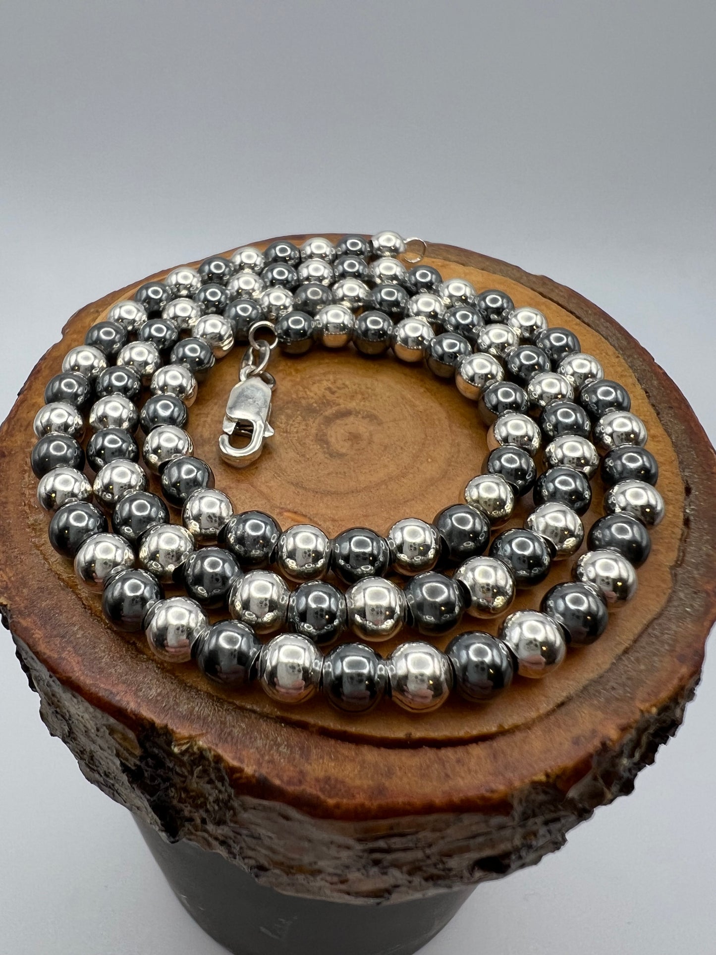 Vintage Two Tone Sterling Silver 18” Beaded Necklace on Italian 925 Chain.