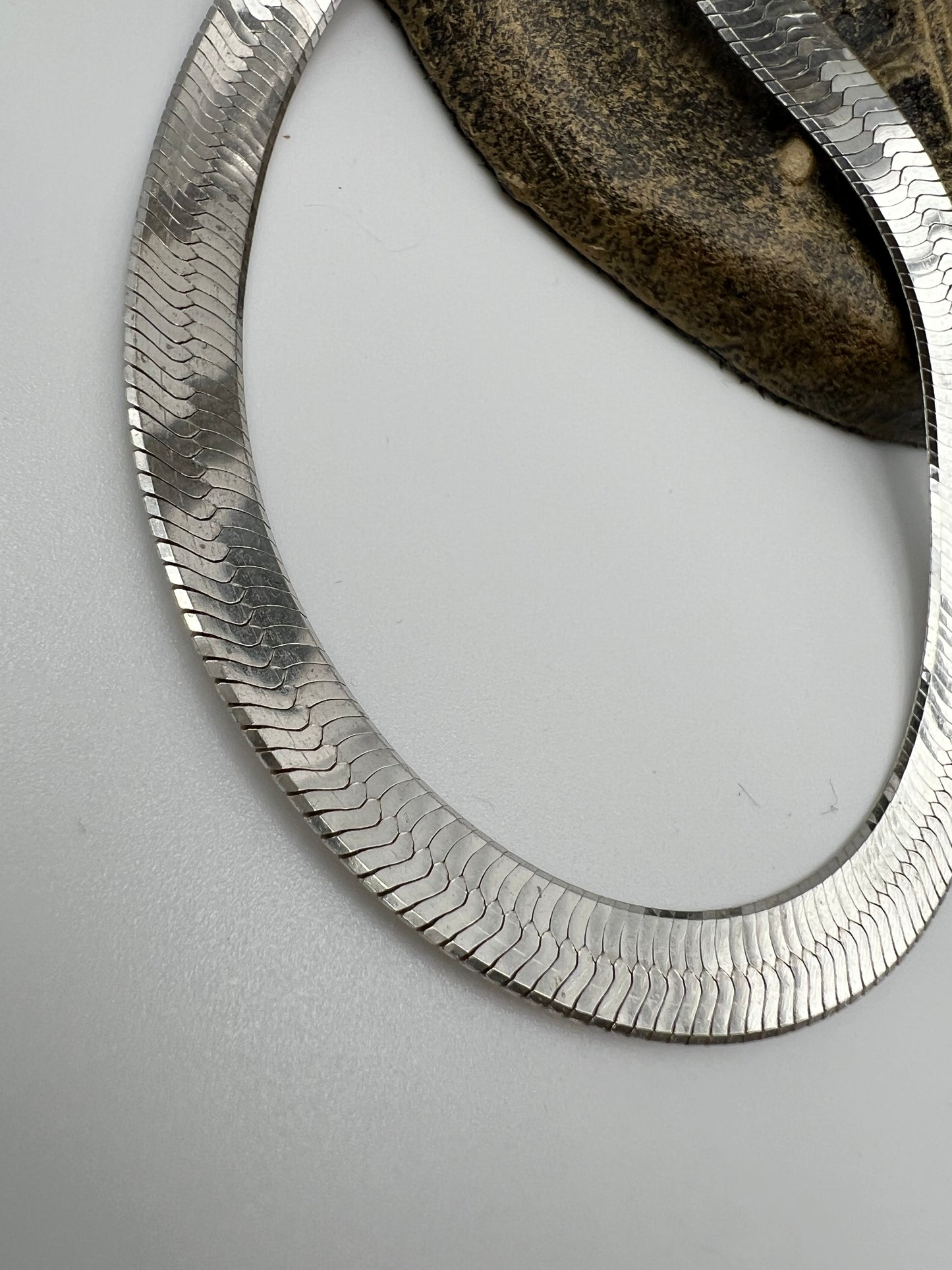 Vintage 7mm Wide Sterling Silver Flat Herringbone Necklace 18” Made in Italy