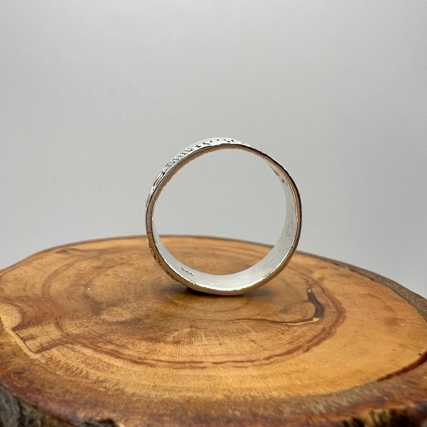 Sterling Silver Etched Dragon Ring - Size 11.75